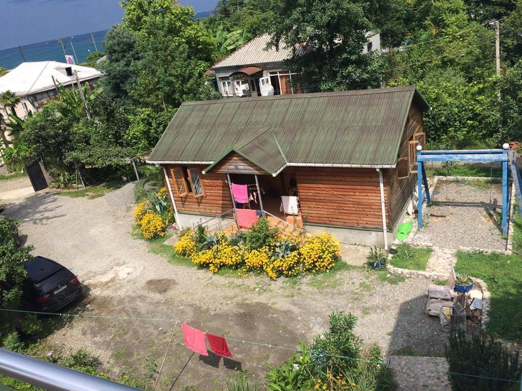 Wooden Cottage มาคินจอรี ภายนอก รูปภาพ